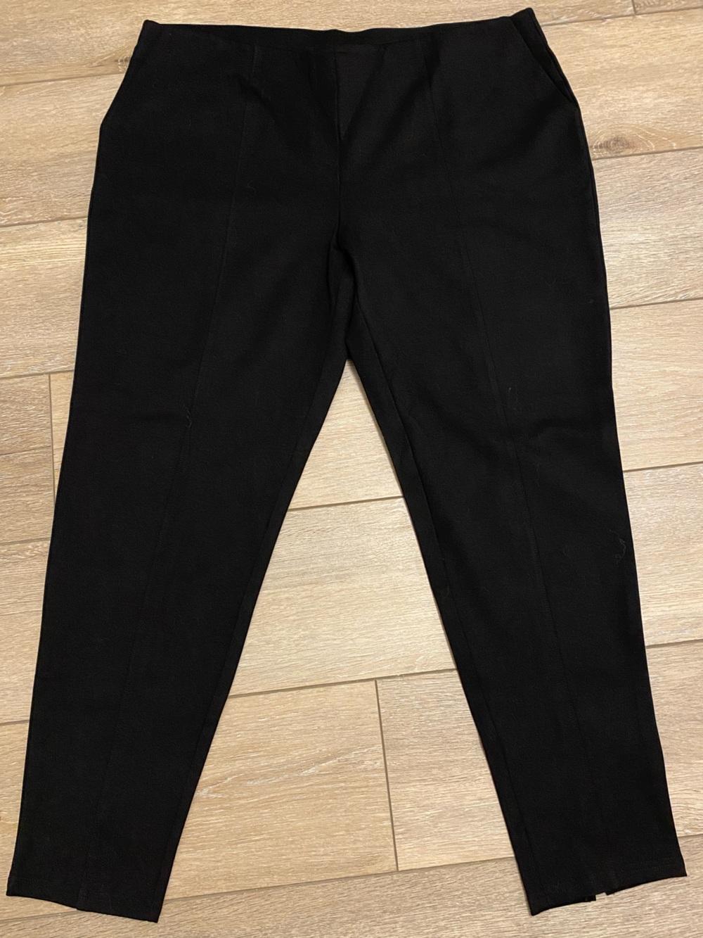 HUE Black Women's Pants - Stretch Knit